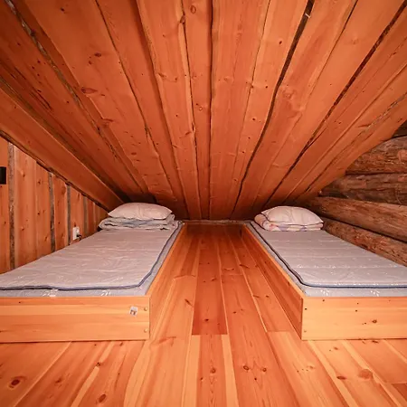 Tunturipirtti By Aavalevi Chalet